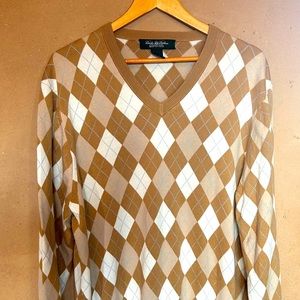 Brooks Bros large V-neck argyle tan, lite brown and white 100% cotton sweater.
